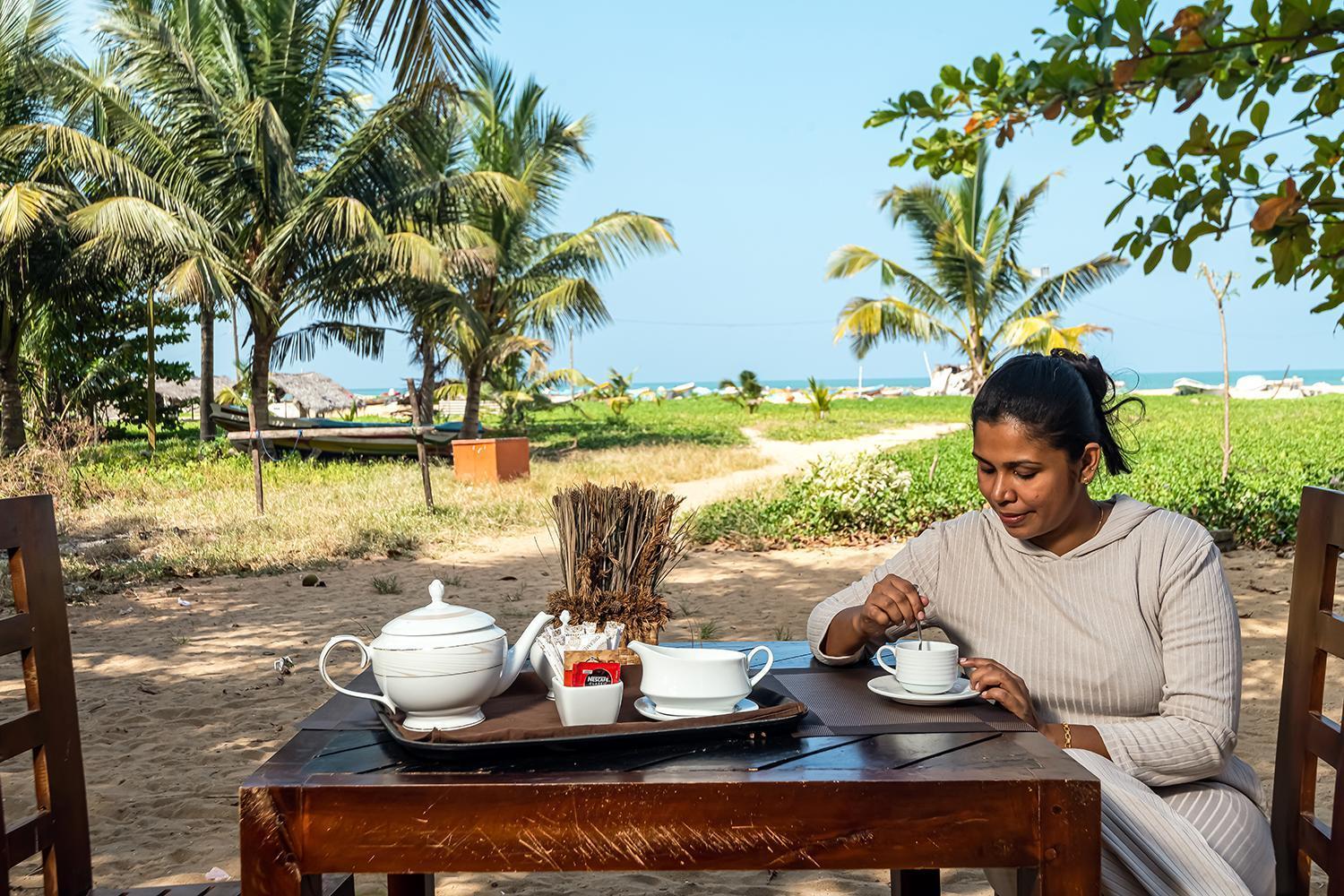 Beverly Beach Negombo Exterior foto